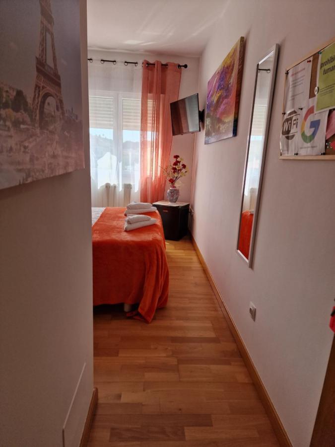 Pension Myriam O Pedrouzo Buitenkant foto